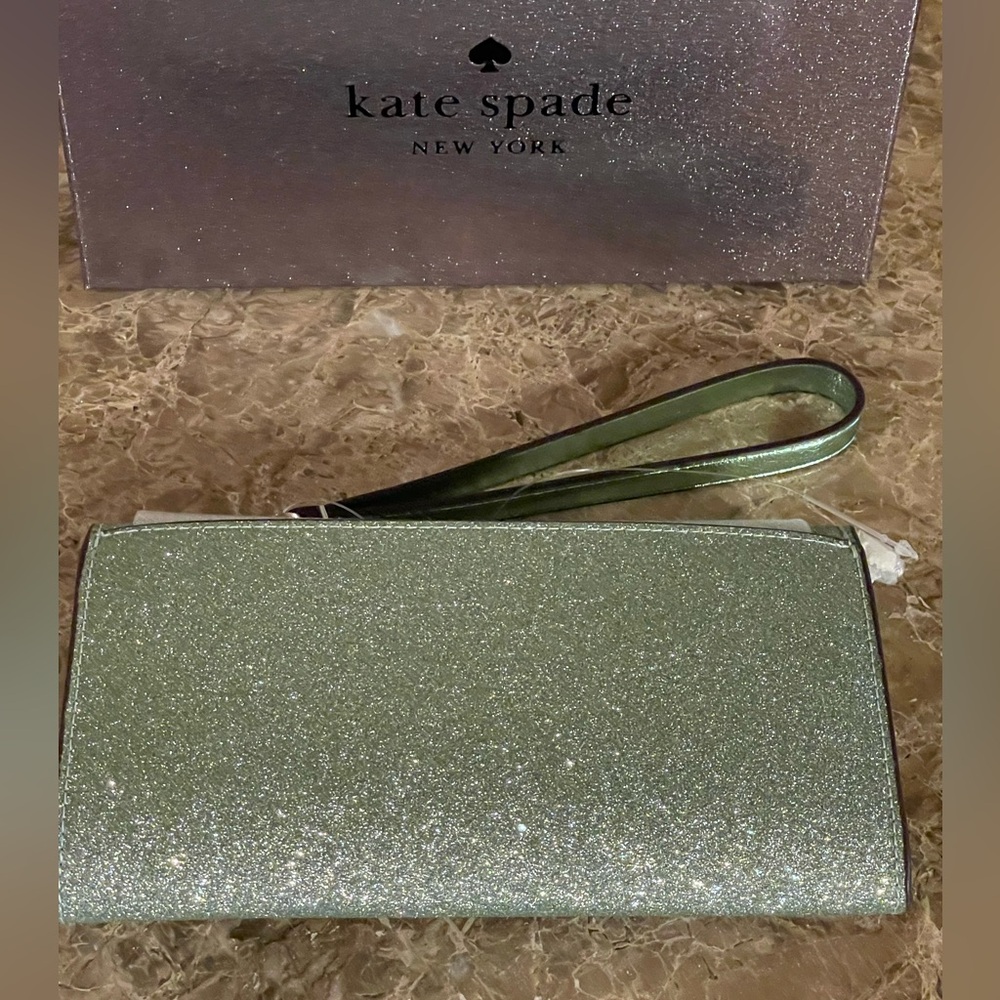 KATE SPADE NIB Kenzie Boxed Seawater Sparkling Green Glitter Medium Flp Wristlet - Picture 4 of 16